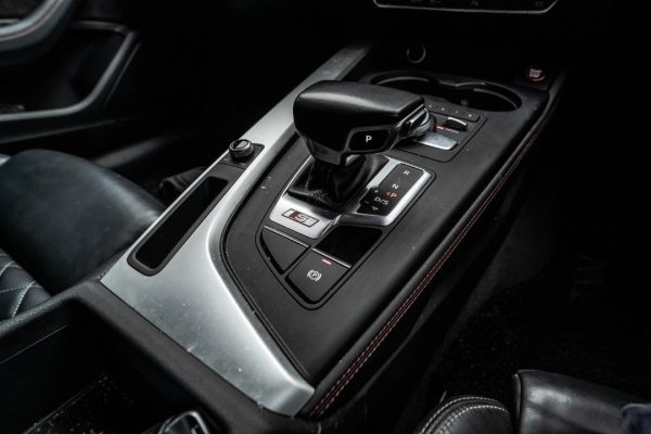 Rent a Audi S5 3.0 New Facelift in KL/Malaysia